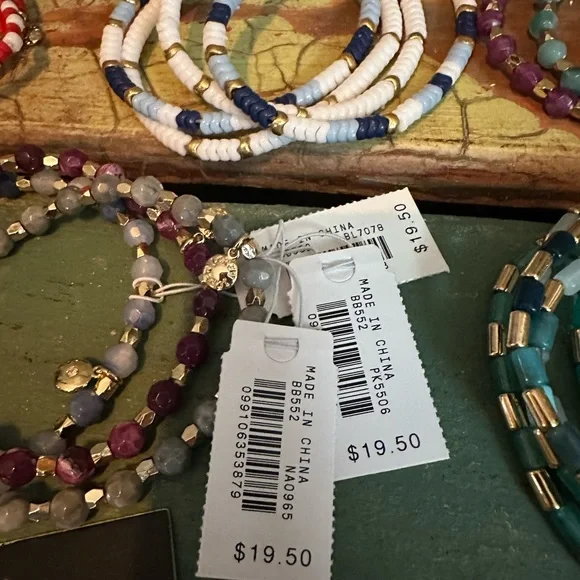 J.Crew Womenβs Beaded Bracelets Lot-Great Colors! Multiple Sets! π©·π§‘ππβ€οΈππ€ - Picture 8 of 15